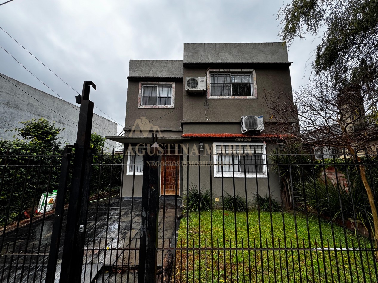 VENTA CASA 4 AMBIENTES MUÑIZ
