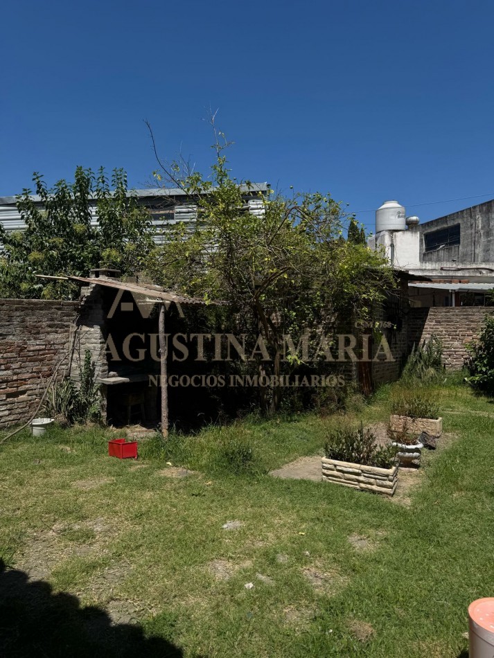 Venta Casa 4 ambientes Grand Bourg