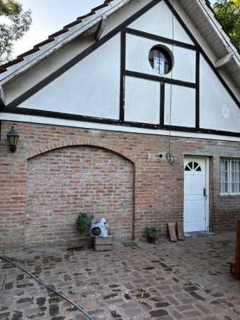 VENTA CASA 4 AMBIENTES