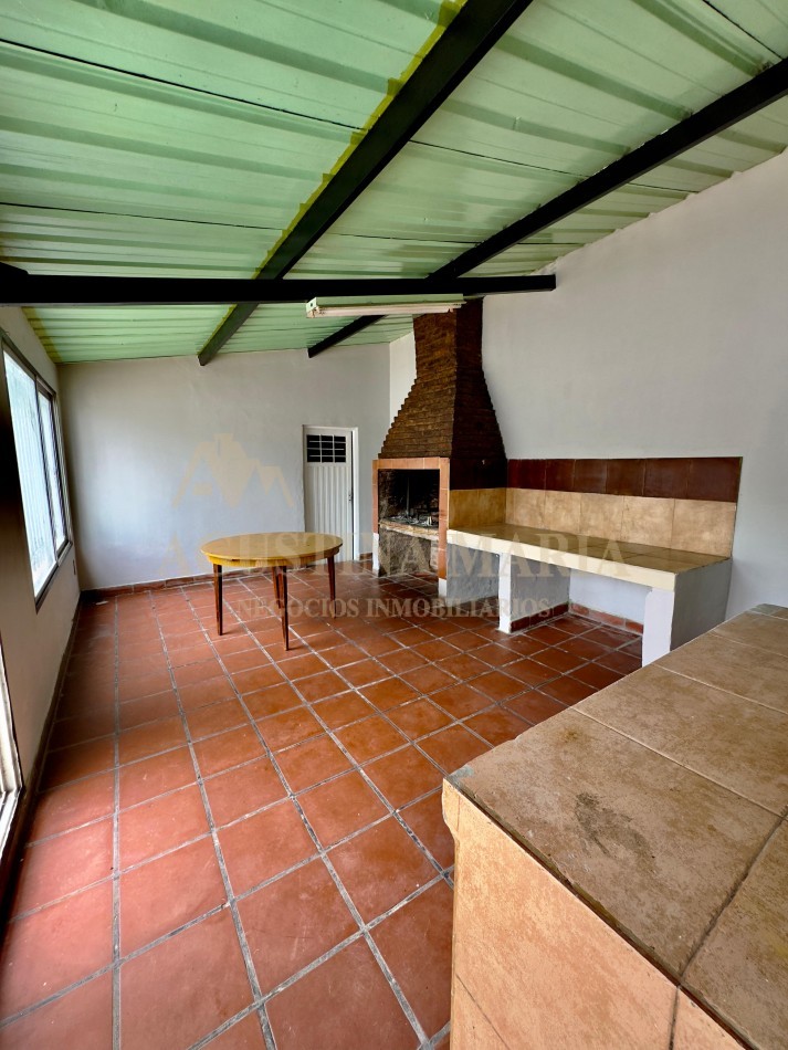 VENTA CASA 3 AMBIENTES