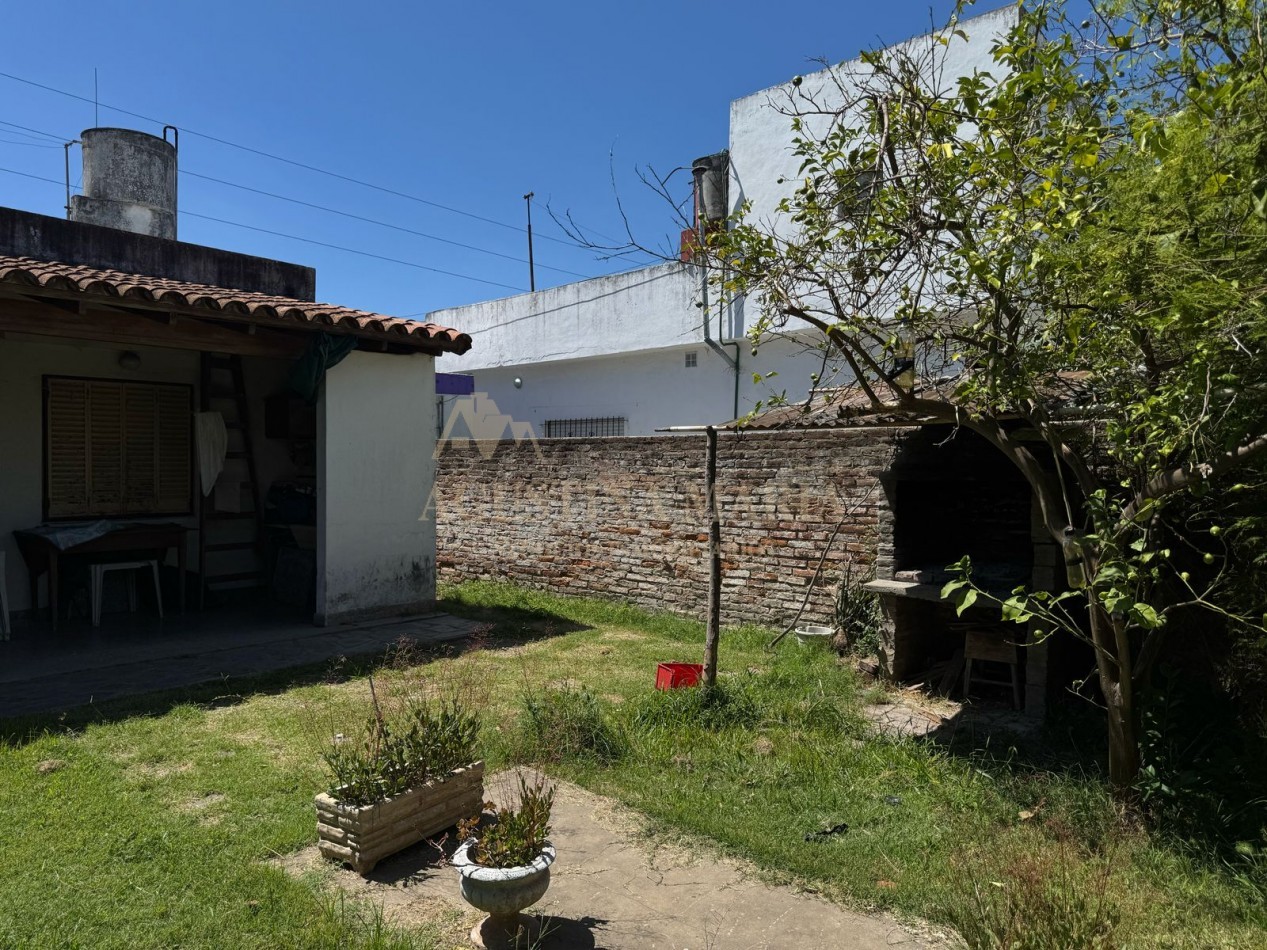 Venta Casa 4 ambientes Grand Bourg
