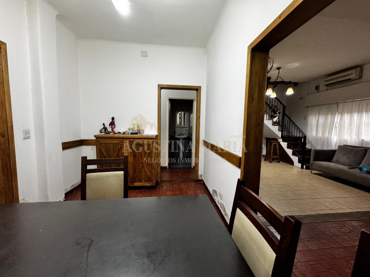 VENTA CASA 4 AMBIENTES MUÑIZ