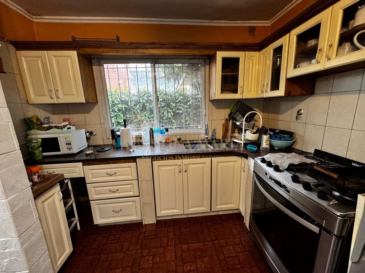 VENTA CASA 4 AMBIENTES MUÑIZ