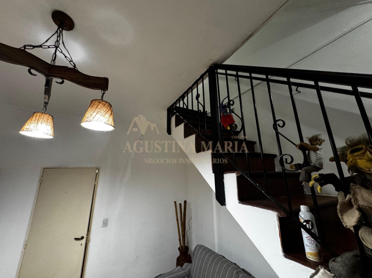 VENTA CASA 4 AMBIENTES MUÑIZ